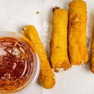 Mozzarella Sticks (6 Piece)